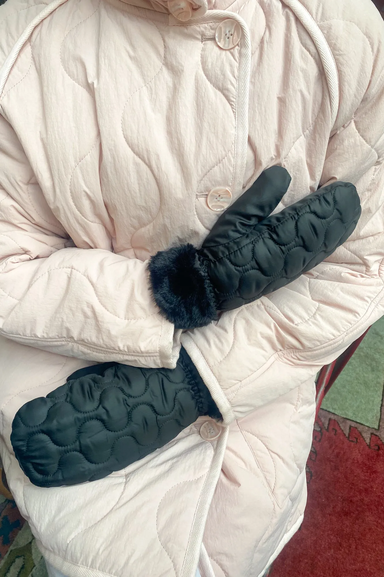 Beck Söndergaard Makara Black Puff Mittens