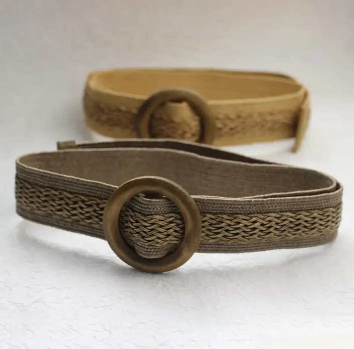 Esley Belt Straw Woven W/Round Wooden Buckle