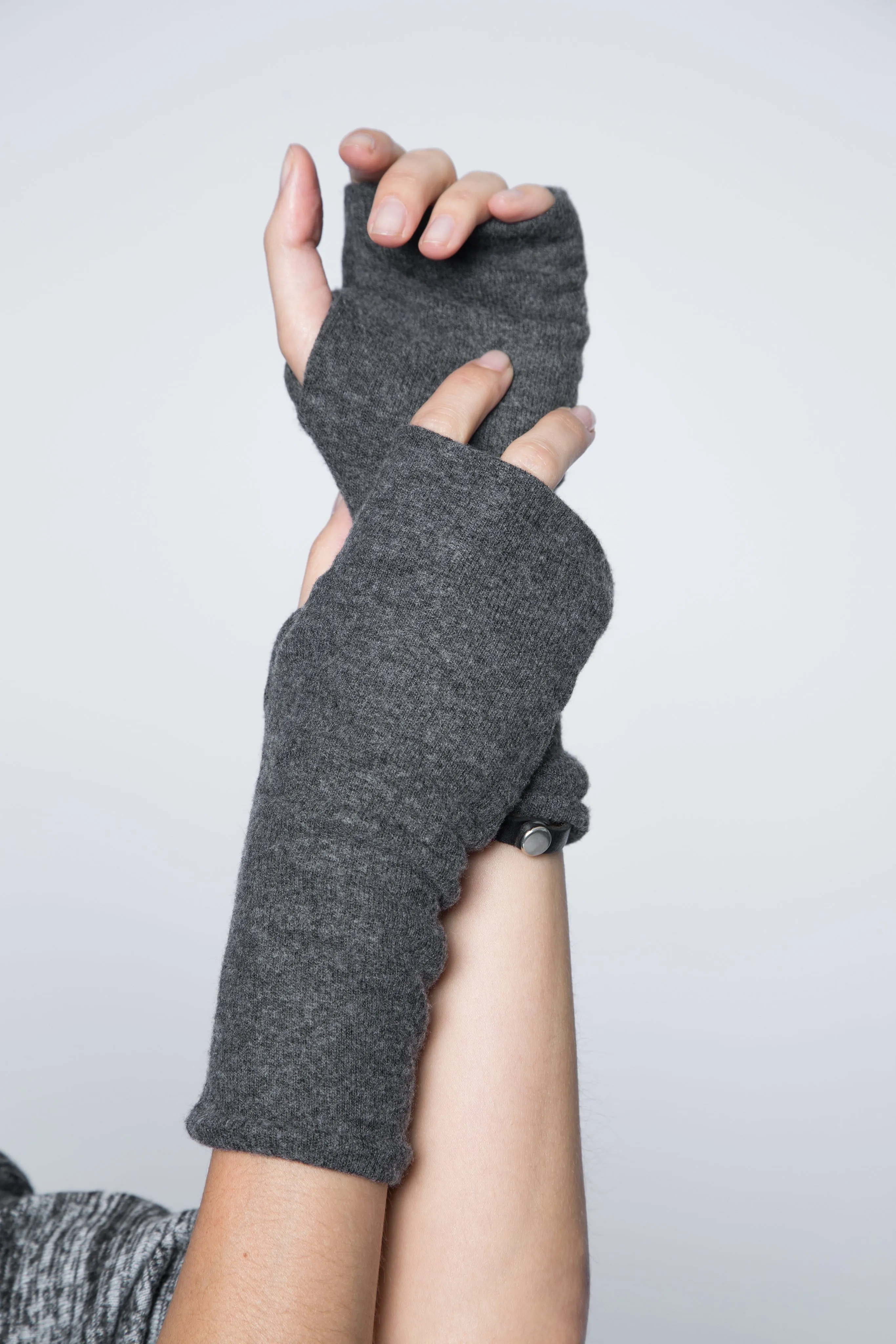 One Size Fingerless Gloves in Double Layer Ultra Soft Cashmere Feel Sweater Jersey